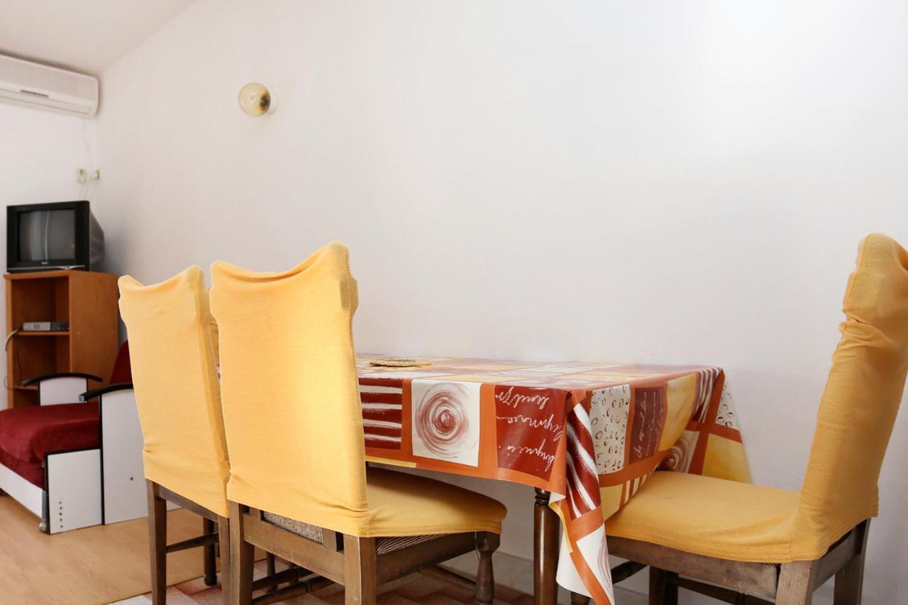 Apartments By The Sea Pisak, Omis - 1014 Exterior photo