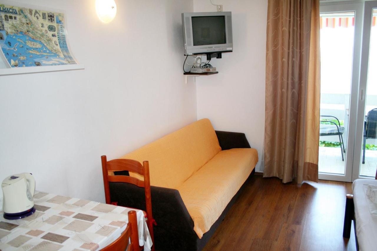 Apartments By The Sea Pisak, Omis - 1014 Exterior photo